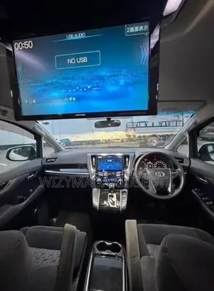 Toyota Vellfire 2016 White
