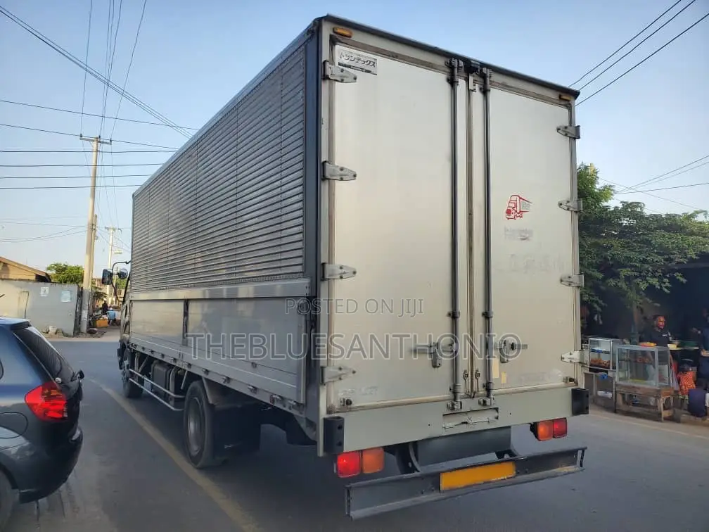 Mitsubishi Fuso 1997 Gray