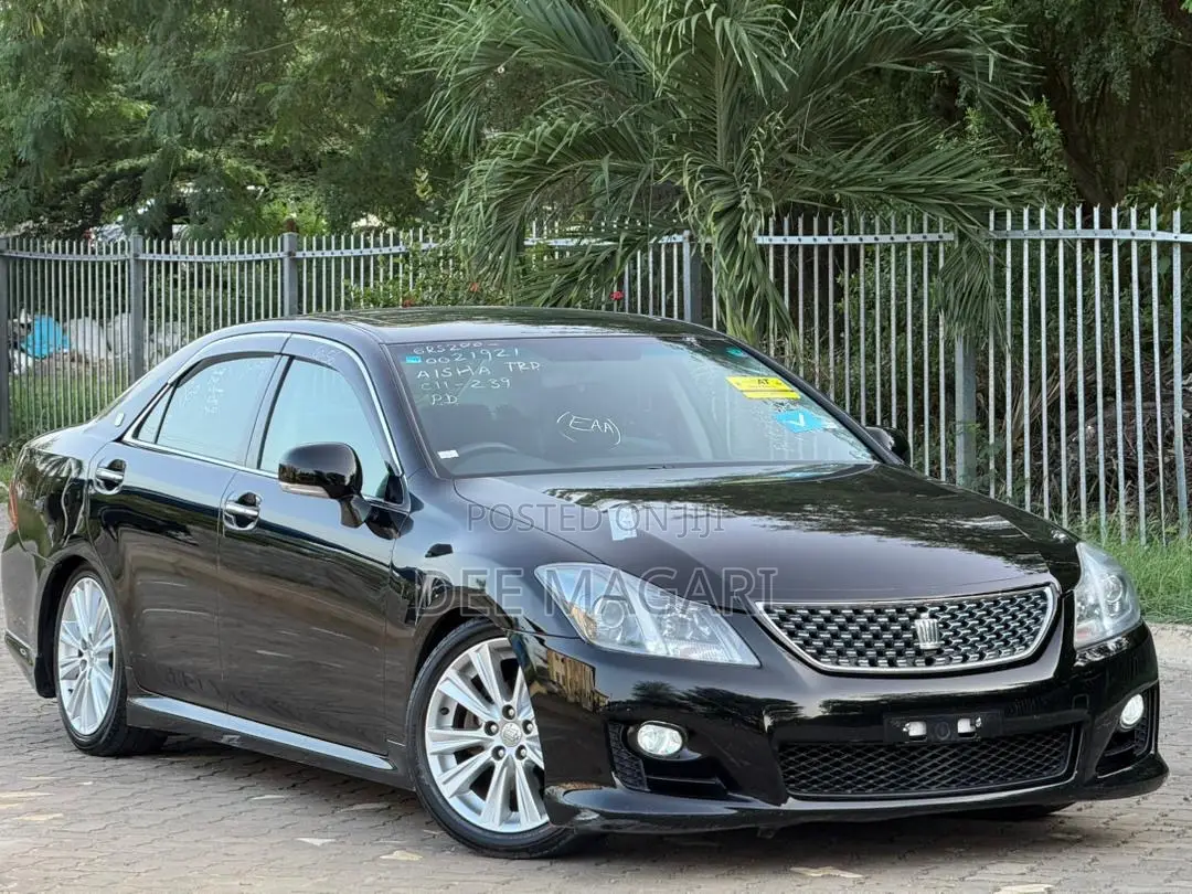 Toyota Crown 2009 Black