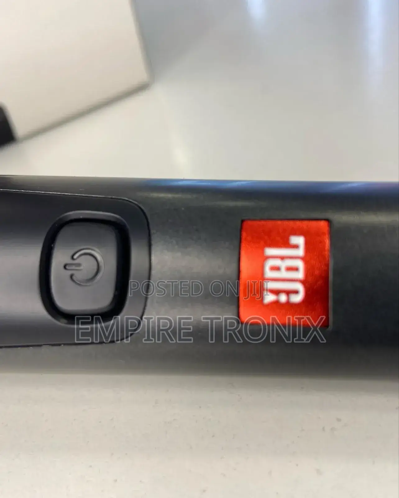 JBL Pbm100 Wired Dynamic Vocal Microphone