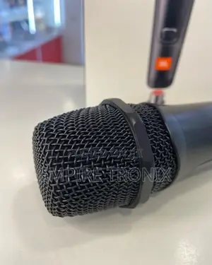 JBL Pbm100 Wired Dynamic Vocal Microphone