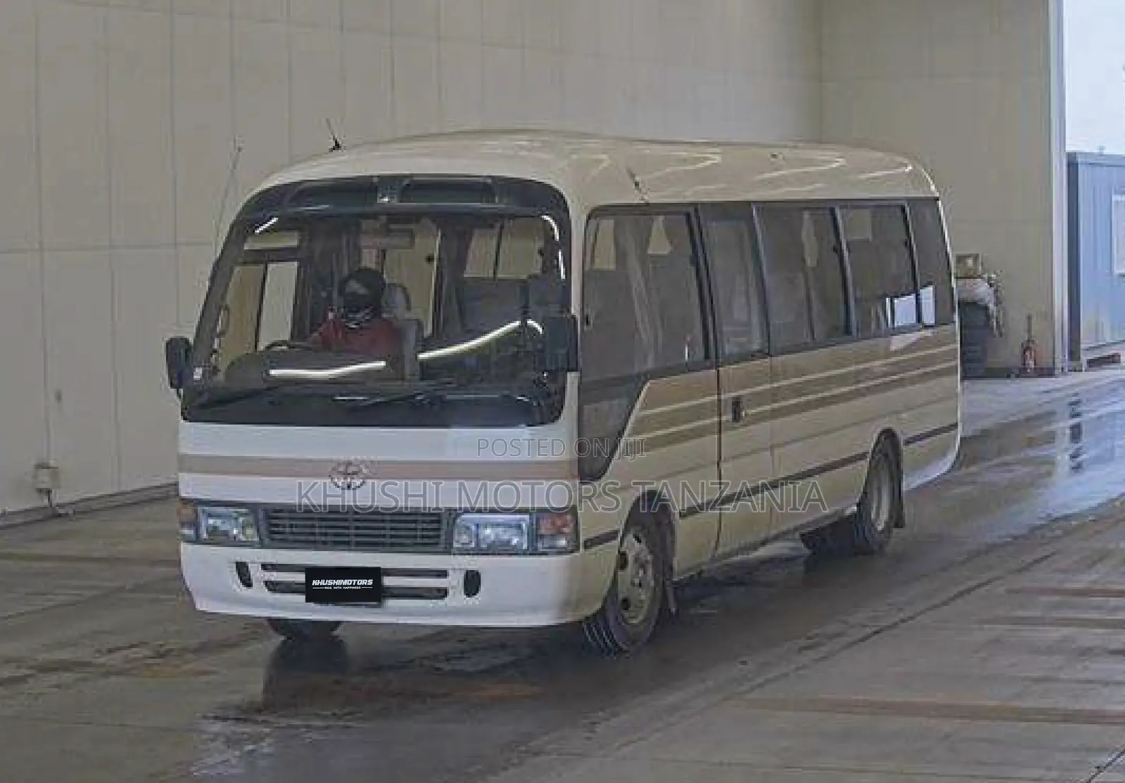 Toyota Coaster 1997 White