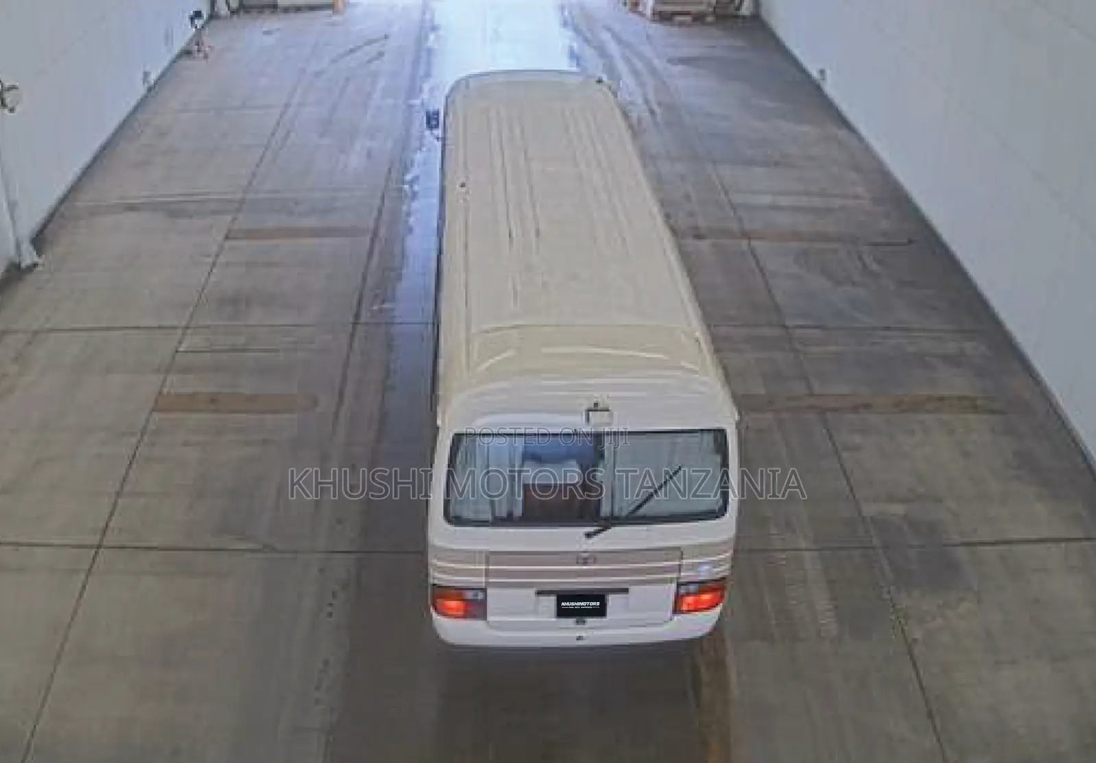 Toyota Coaster 1997 White