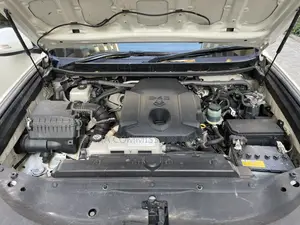 Toyota Land Cruiser Prado 2022 White