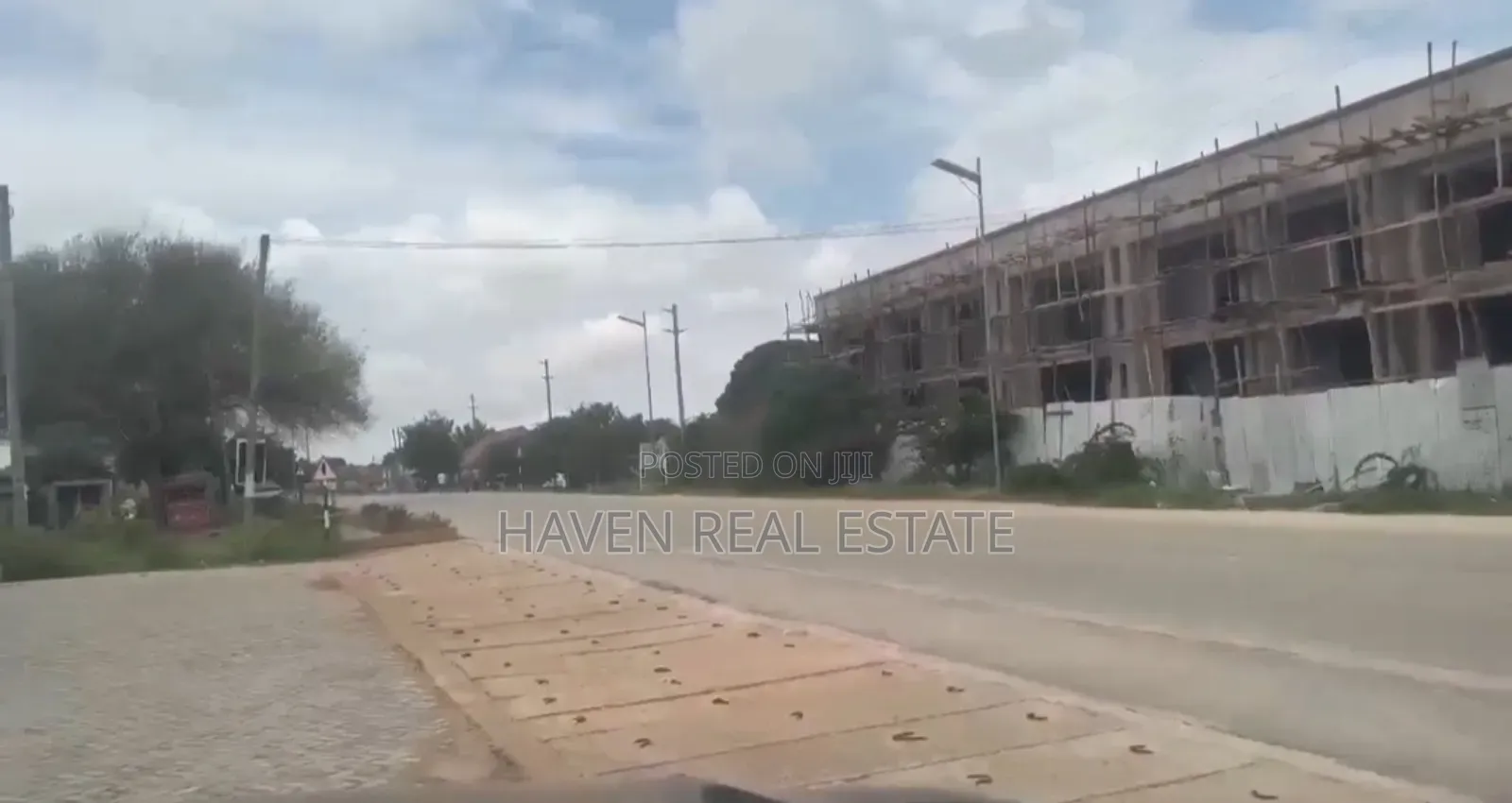 Commercial Plot Inauzwa Dodoma Mjini Kisasa