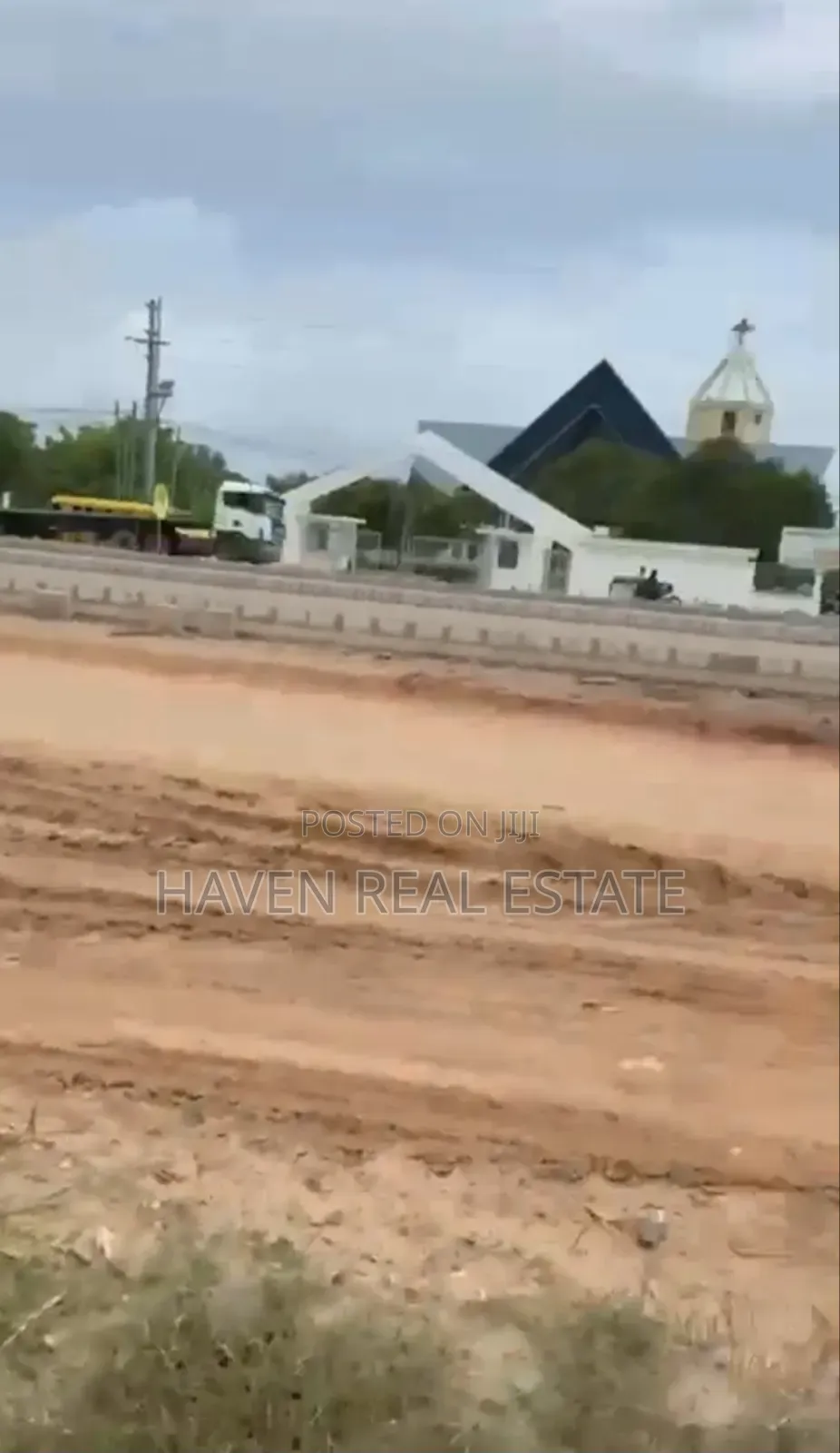 Commercial Plot Inatizama Main Road Inauzwa Mbezi Beach