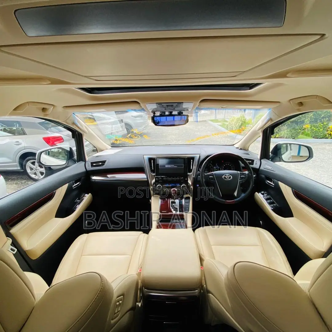 Toyota Alphard 3.5 Petrol FWD 2016 White