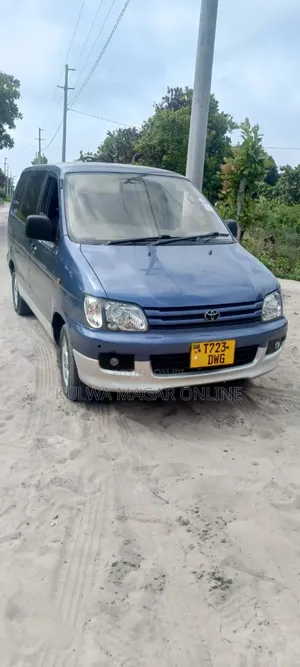 Toyota Noah 2001 Black
