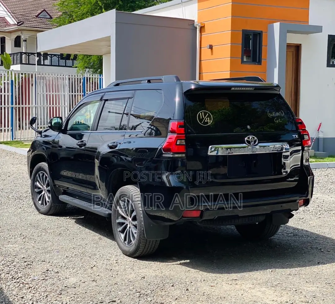 Toyota Land Cruiser Prado 2.8 2020 Black
