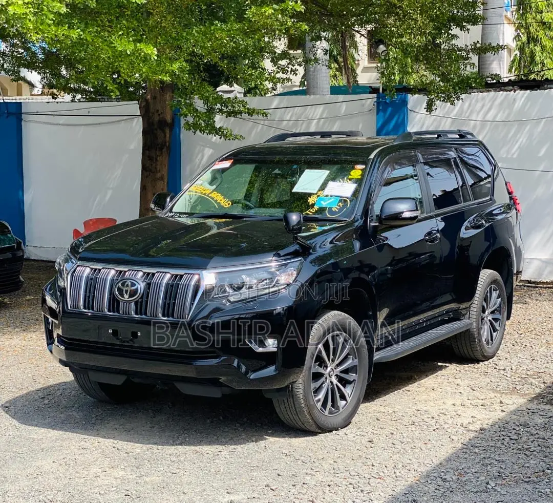 Toyota Land Cruiser Prado 2.8 2020 Black
