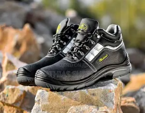 Safetoe Brand Boots