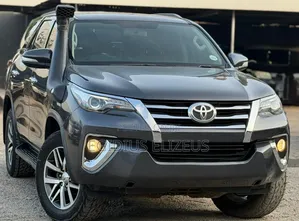 Toyota Fortuner 2018 Gray