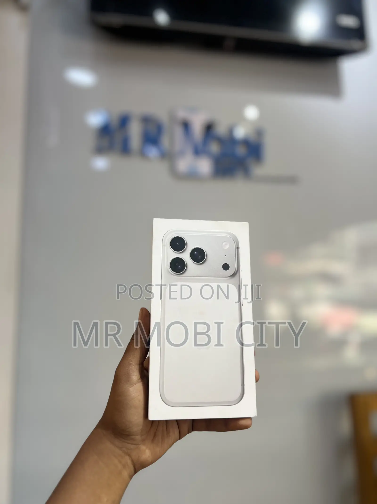 New Apple iPhone 17 Pro 256 GB Silver