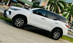 Toyota Fortuner 2020 White