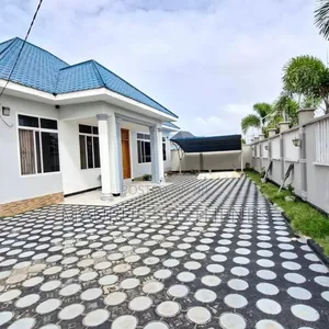 4bdrm House in Mbweni for rent