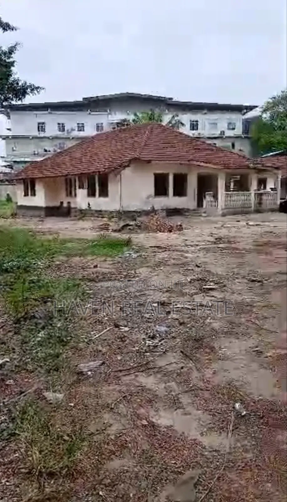 Prime Plot for Sale at Oyster Bay