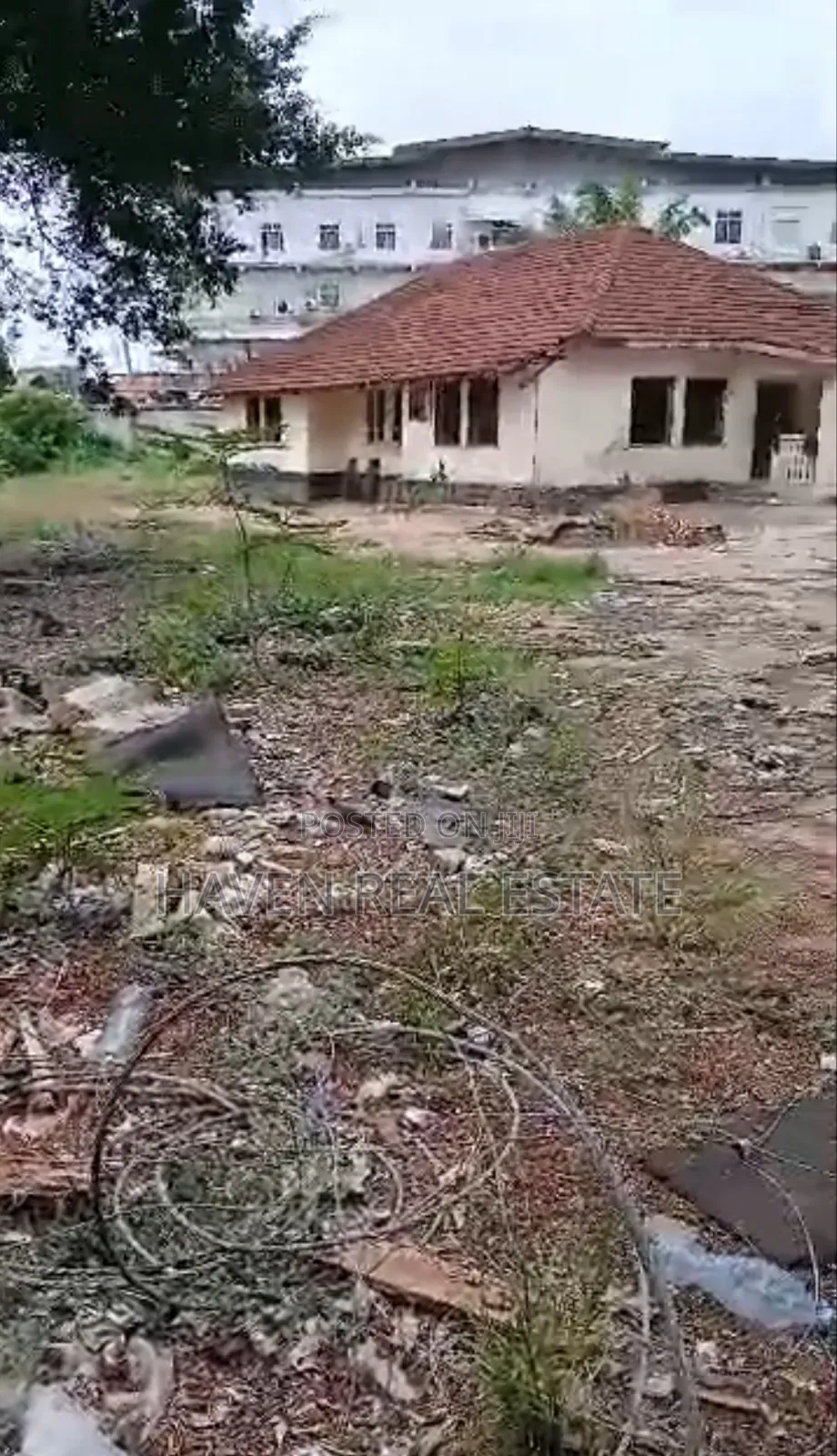 Prime Plot for Sale at Oyster Bay