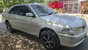 Toyota Carina 1.5 FWD Sedan 2001 Silver
