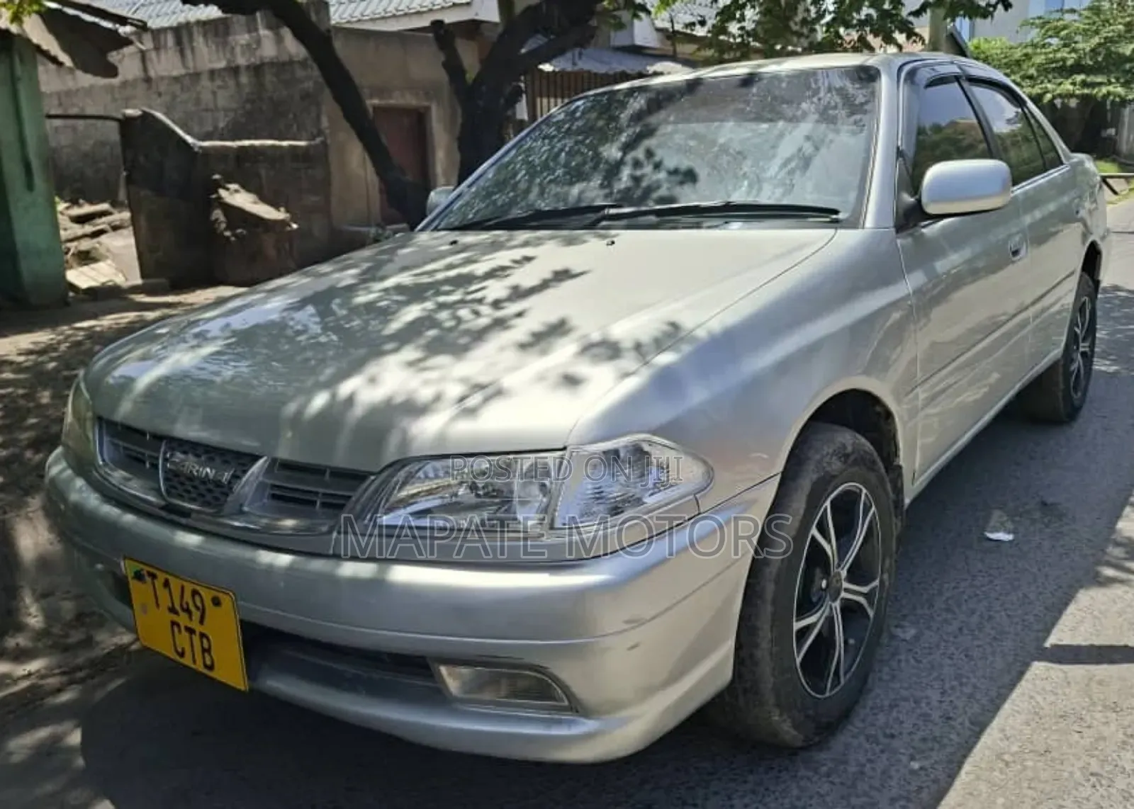Toyota Carina 1.5 FWD Sedan 2001 Silver