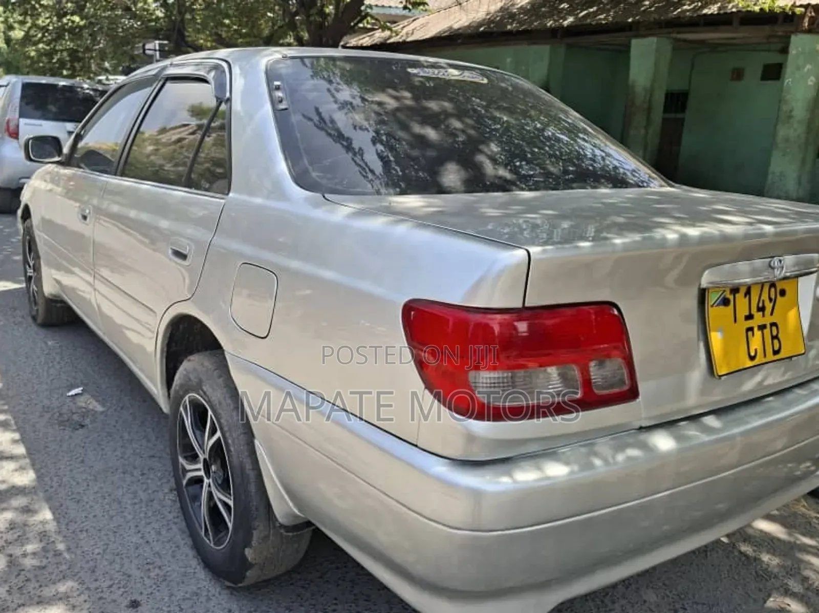 Toyota Carina 1.5 FWD Sedan 2001 Silver