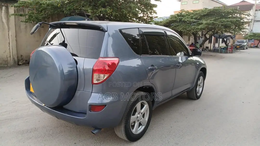 Toyota RAV4 2008 Blue