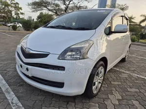 Toyota Ractis 2008 White