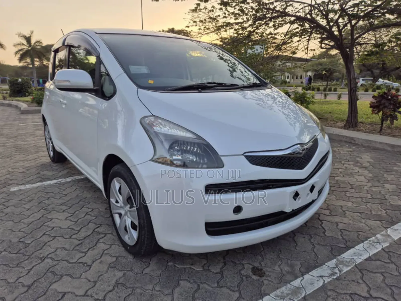 Toyota Ractis 2008 White