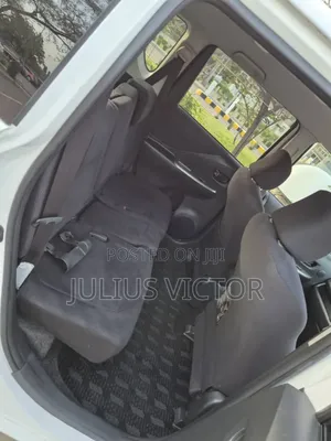 Toyota Ractis 2008 White
