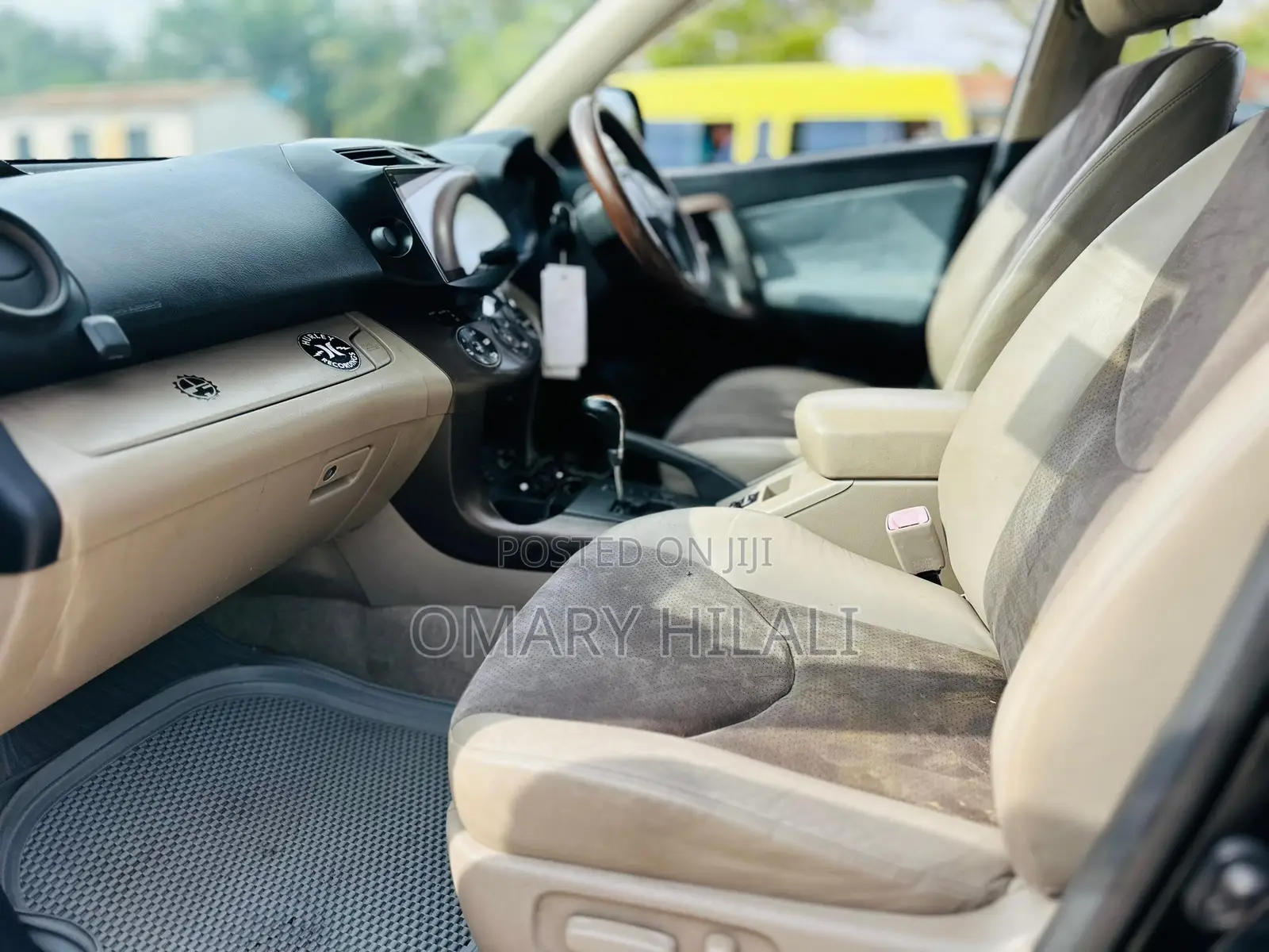 Toyota Vanguard 2011 Maroon
