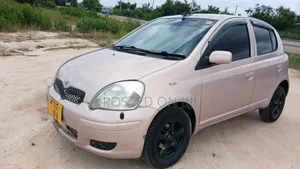 Toyota Vitz 2004 Pink
