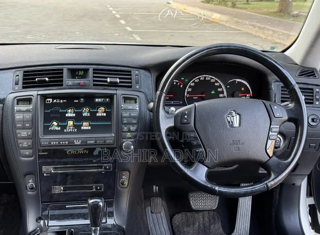 Toyota Crown 2007 White