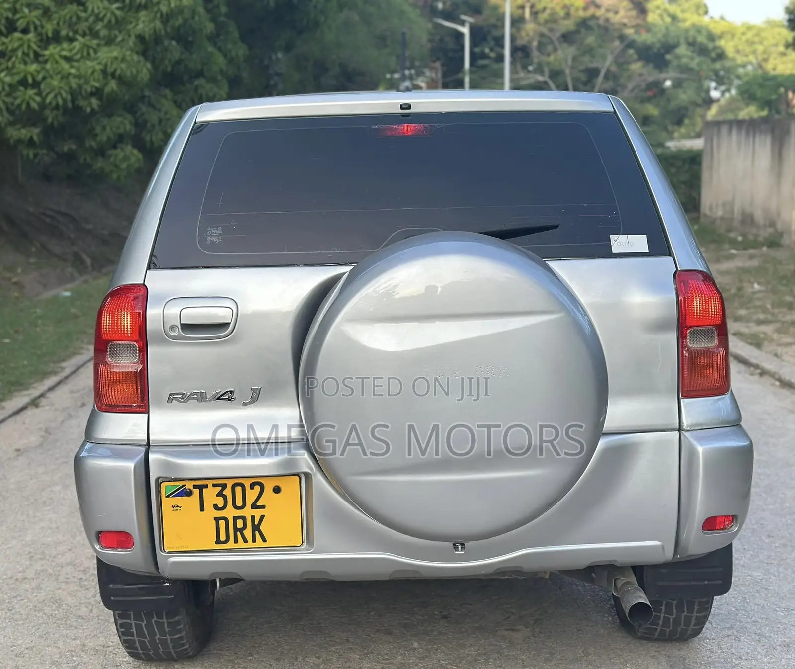 Toyota RAV4 Automatic 2002 White