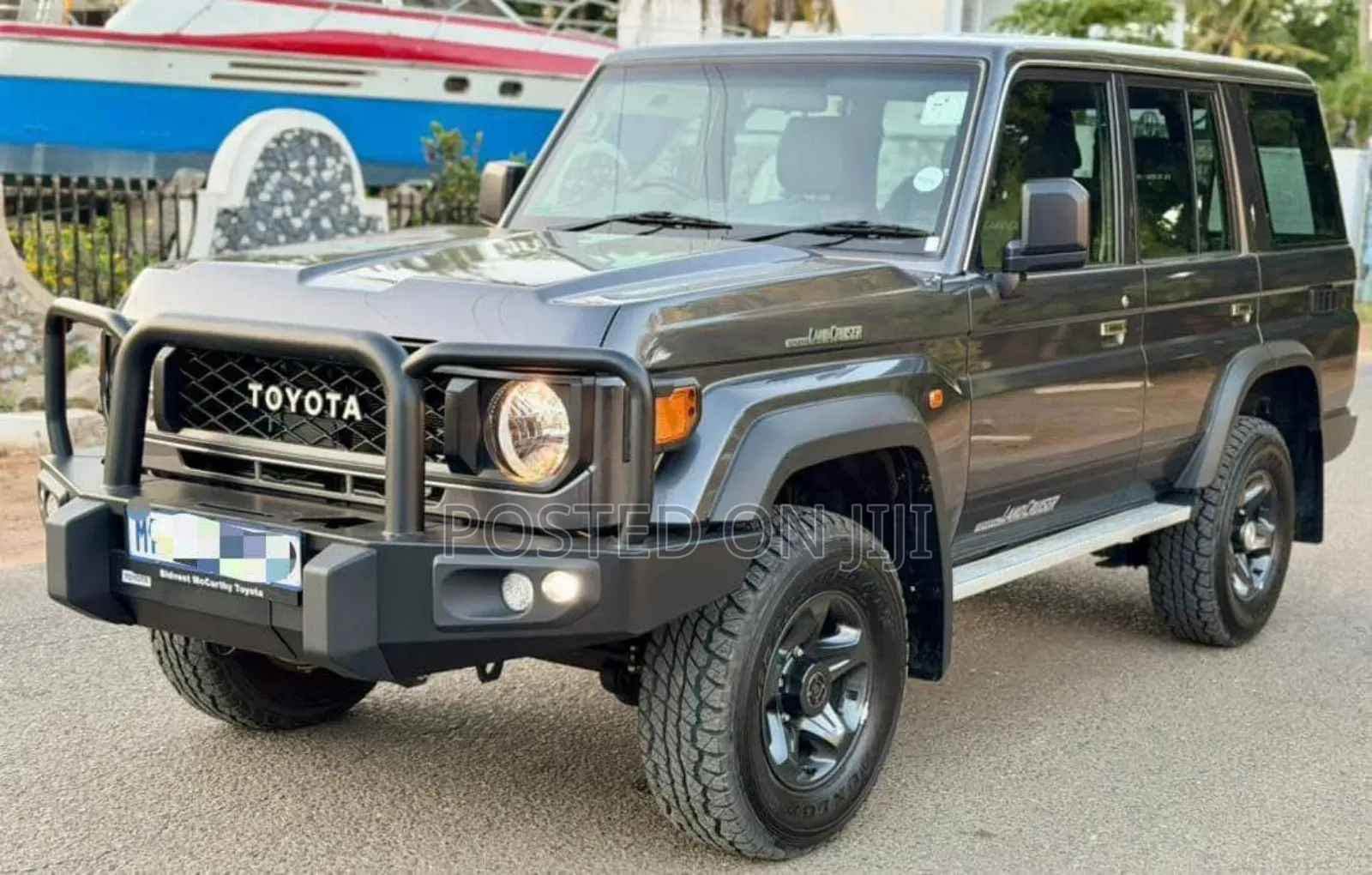 Toyota Land Cruiser 2025 Gray
