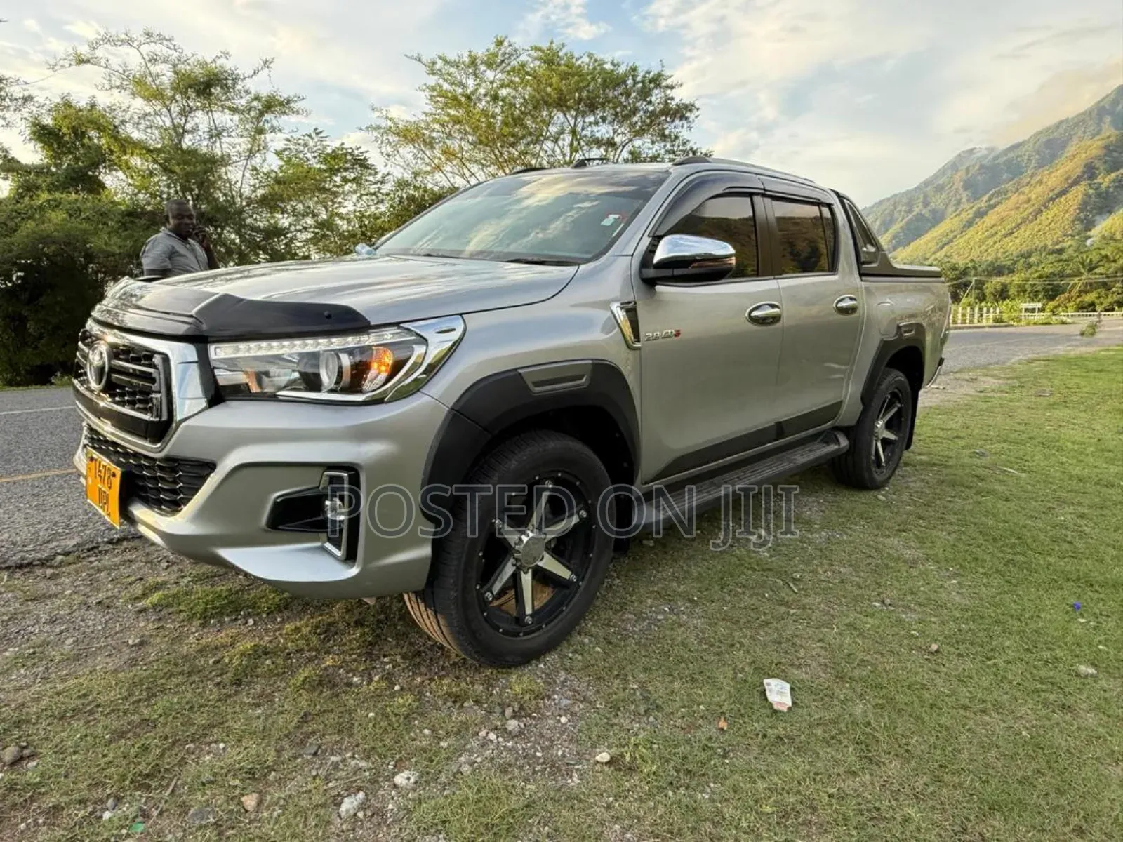 Toyota Hilux 2020 Silver