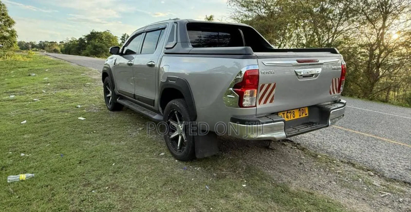 Toyota Hilux 2020 Silver