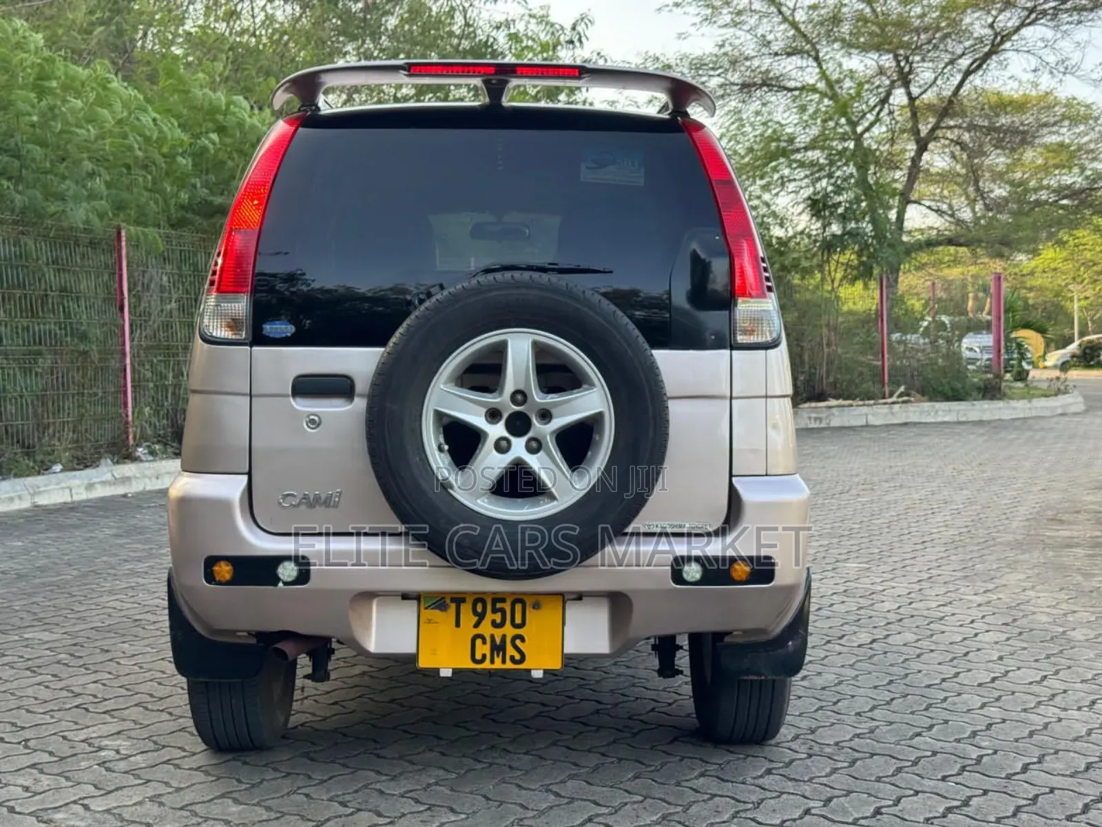 Toyota Cami 2005 Pink