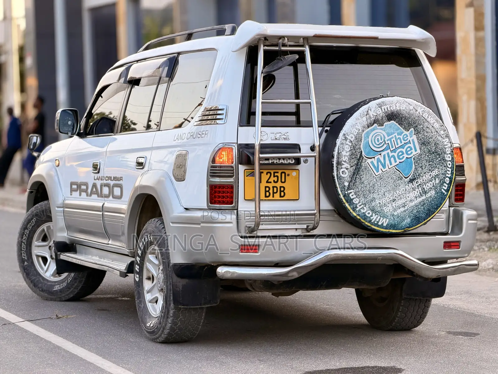 Toyota Land Cruiser Prado 1998 White