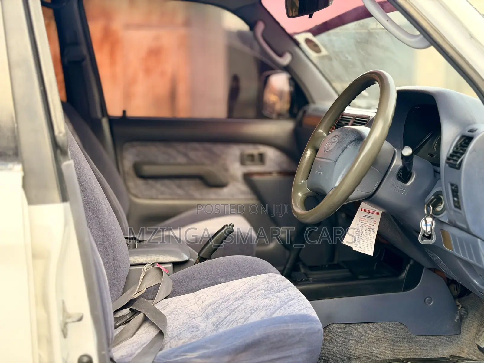 Toyota Land Cruiser Prado 1998 White