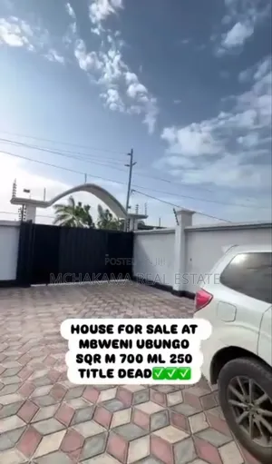 3bdrm House in Mchakama Real Estate, Mbweni for sale