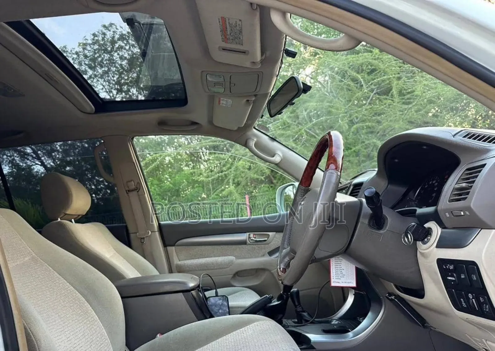 Toyota Land Cruiser Prado 2006 White
