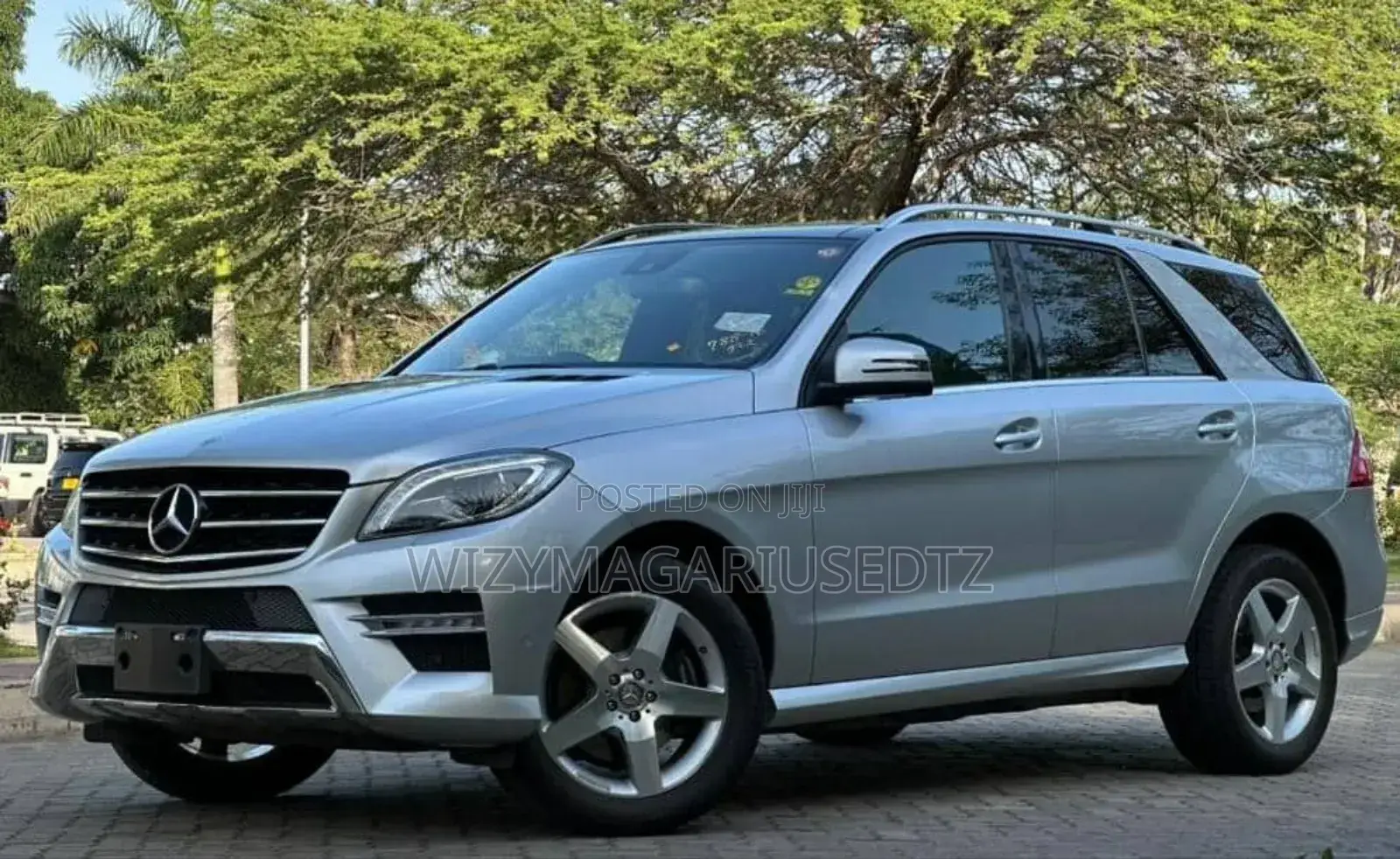Mercedes-Benz M Class 2012 Silver