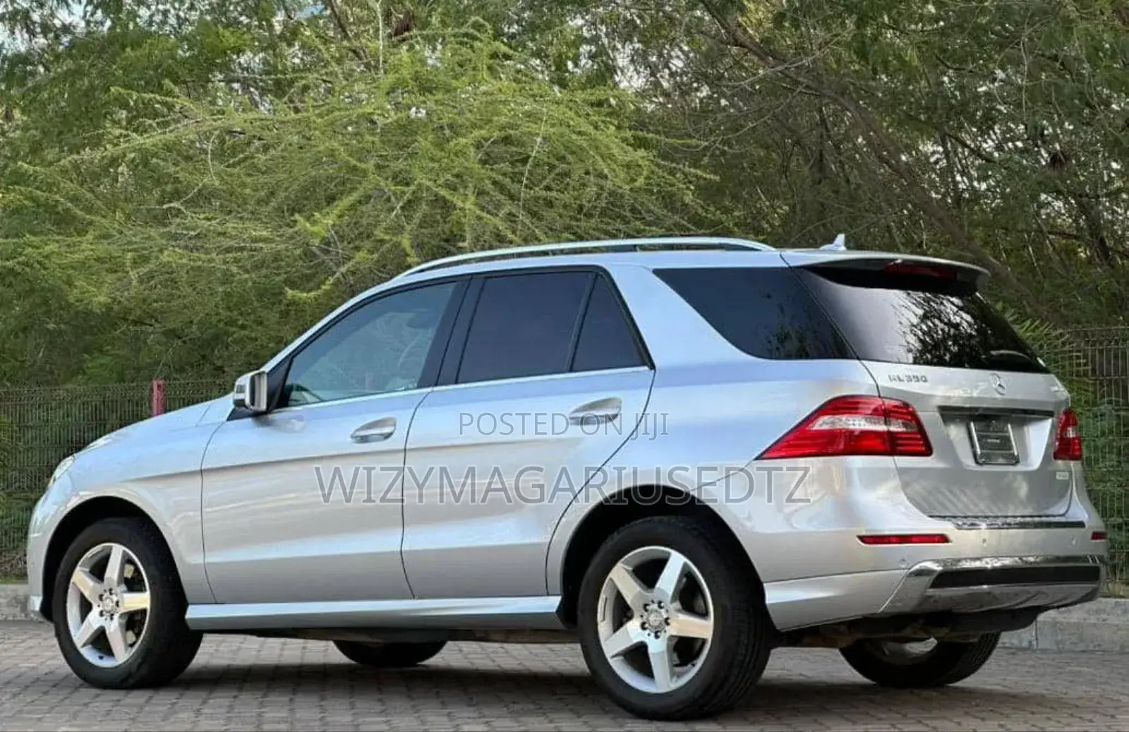 Mercedes-Benz M Class 2012 Silver