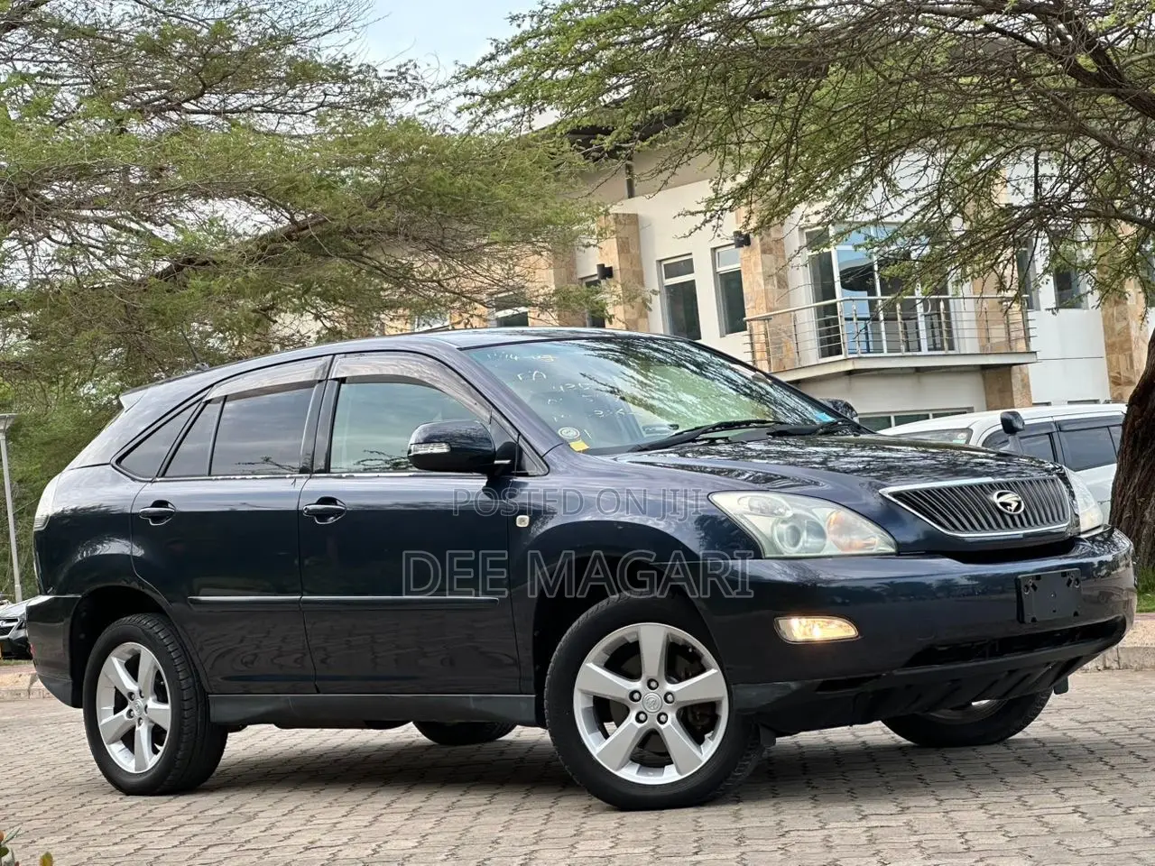 Toyota Harrier 2004 Black