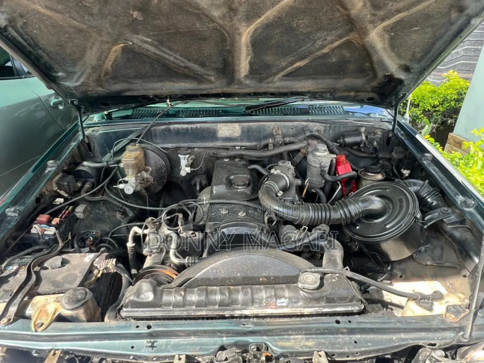 Toyota Hilux 2010 Green