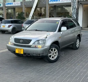 Toyota Harrier 2.2 16V 2001 Silver
