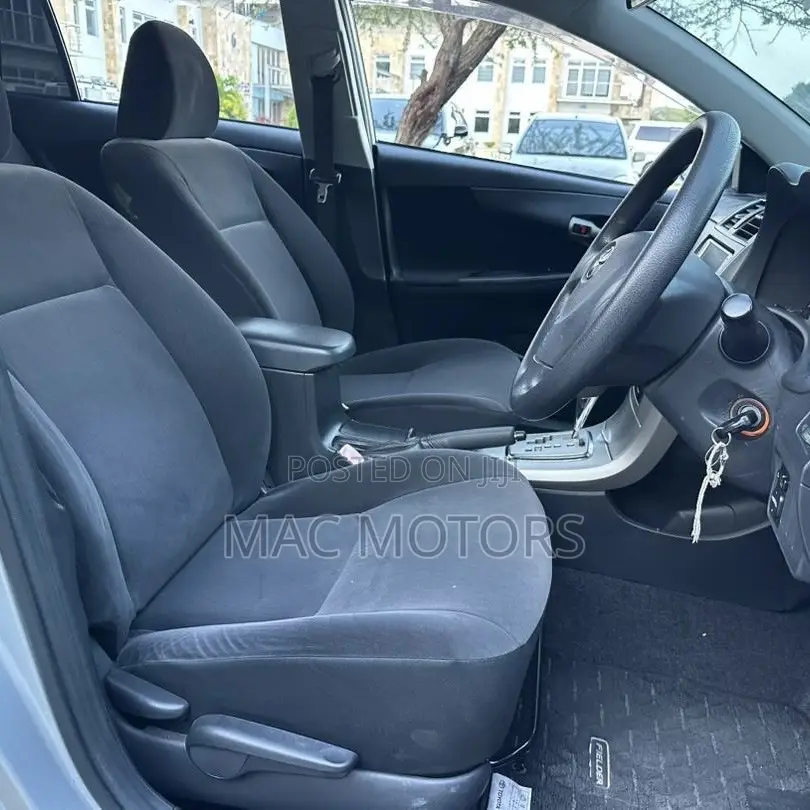 Toyota Corolla Fielder 1.5 Petrol FWD 2008 Silver