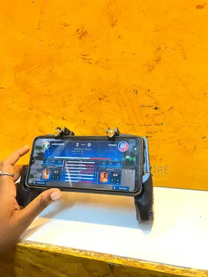 Phone Game Pad Holder