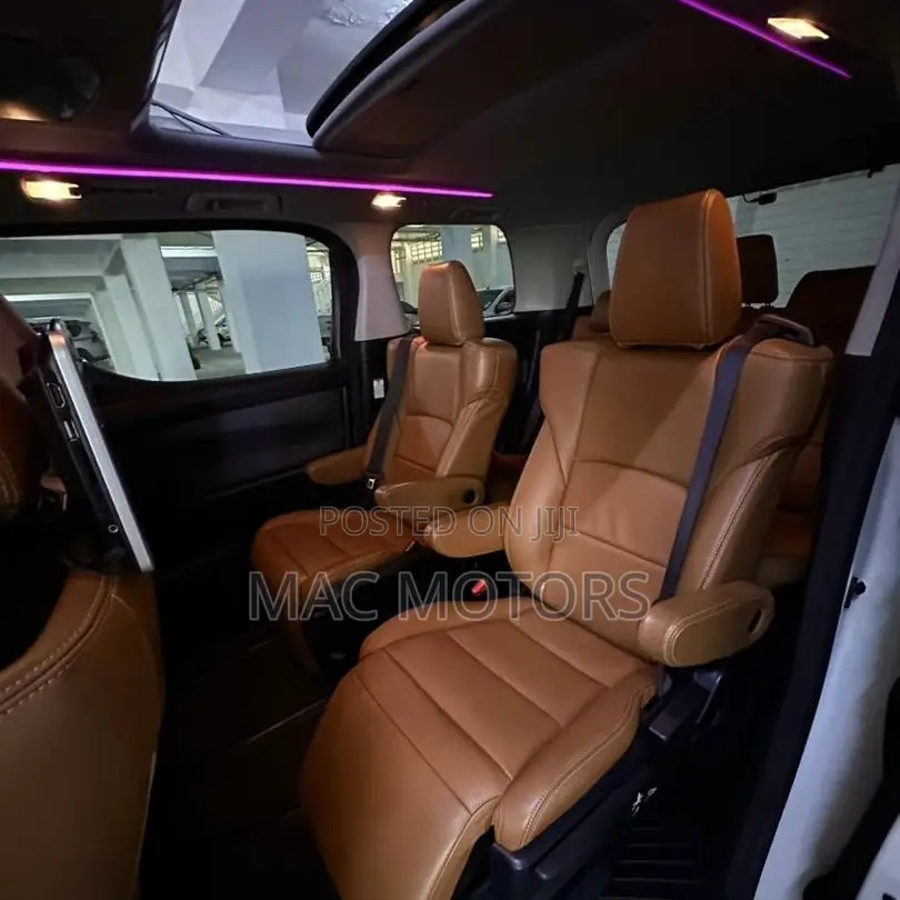 Toyota Vellfire 2015 White