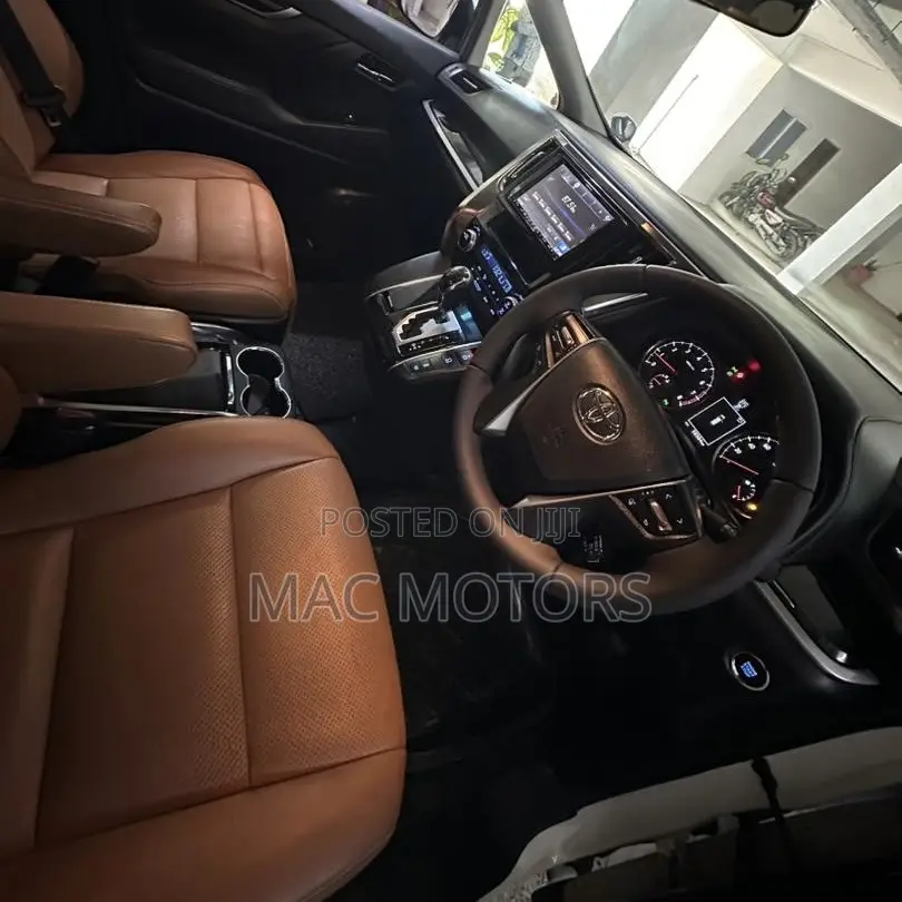 Toyota Vellfire 2015 White