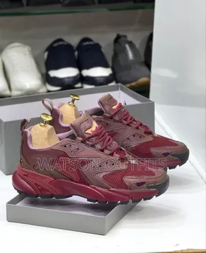 Raba or Sneaker Shoes or Footwears Za Louis Vuitton Very Kingly